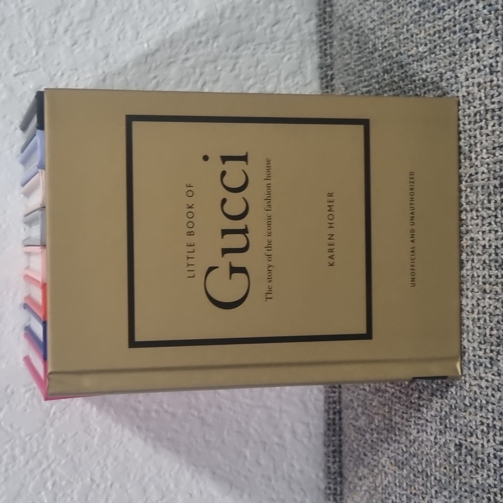 Little Guides To Style (Fashion Books) Pick One - Picture 10 of 16